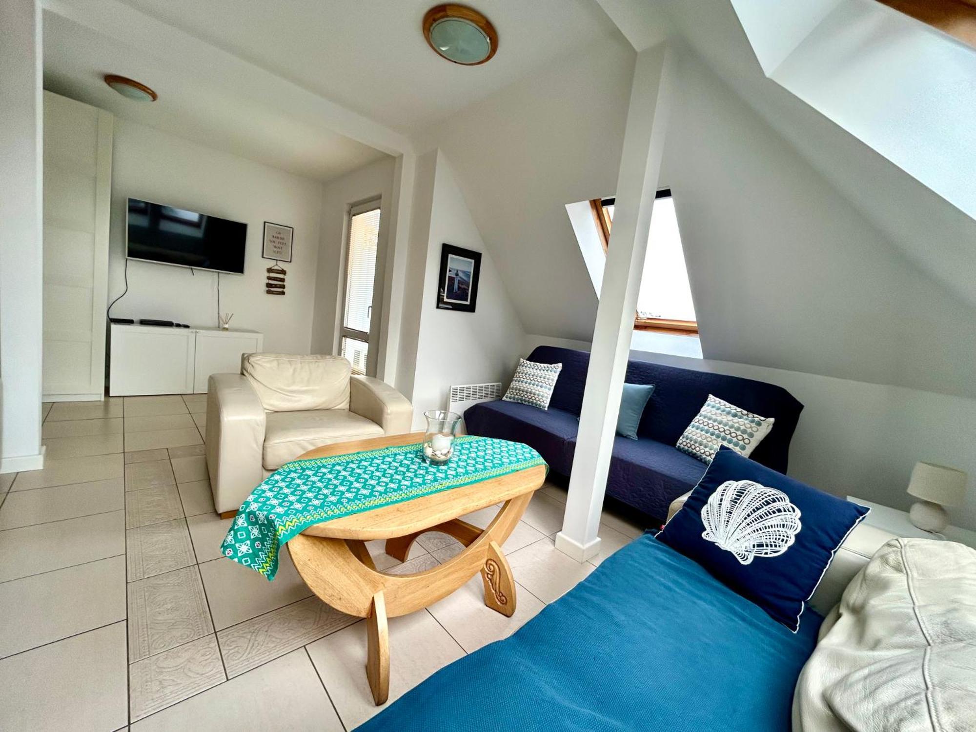 Apartament Brisa โปเบียโรโว ภายนอก รูปภาพ